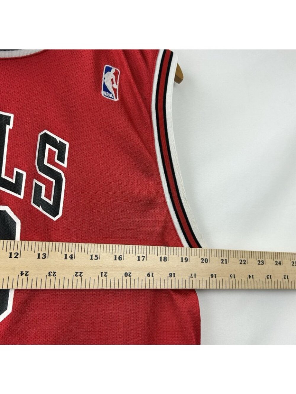 Adidas Joakim Noah Chicago Bulls #13 Youth Red Jersey Size XL (18-20) - Picture 4 of 15